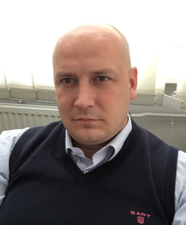 Tesařík Robert Tesařík Robert