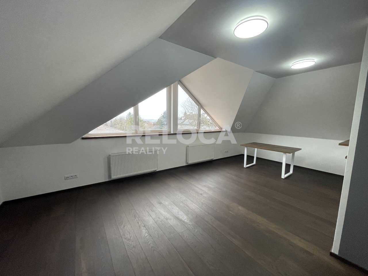 tn_zoom_filename_237503